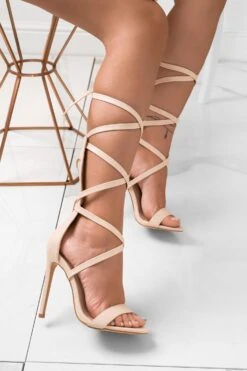Sandali Stringati Beige Con Tacco Alto