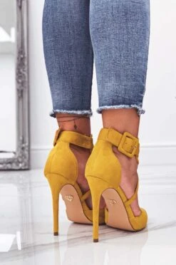 Decolletè Giallo Senape Scamosciate Con Tacco Alto -Negozio al dettaglio Alexoo 10 6 127