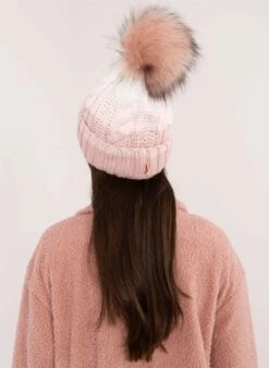 Cappello Rosa Con Imbottitura Interna E Pompon 6 Cappello Rosa Con Imbottitura Interna E Pompon -Negozio al dettaglio Alexoo 11 0bb37c02 8f91 4888 955f e89e877f4ac6