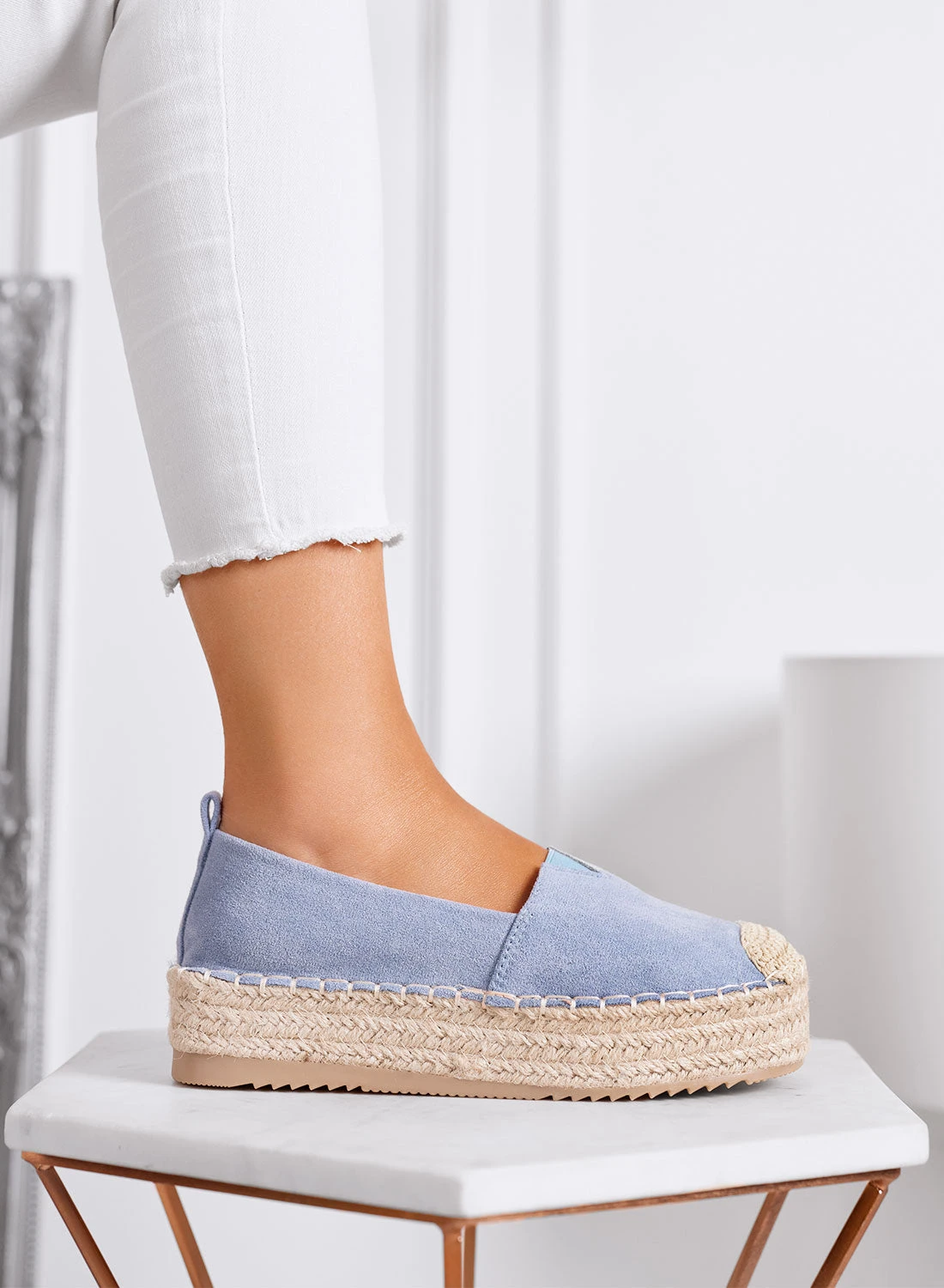 MAGDA - Espadrillas Platform Azzurre Con Punta Crochet E Suola In Corda 2 MAGDA - Espadrillas Platform Azzurre Con Punta Crochet E Suola In Corda - immagine 2