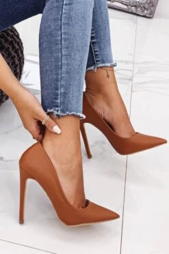 Decolletè Camel In Finta Pelle Con Tacco Alto -Negozio al dettaglio Alexoo 12 2 31