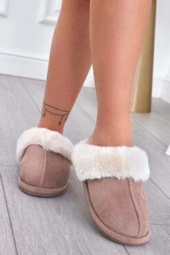 Pantofole Fango Imbottite Con Bordo In Finta Pelliccia -Negozio al dettaglio Alexoo 12 ef9d7c3e aa2f 472d a2cd c118bbc6af8a