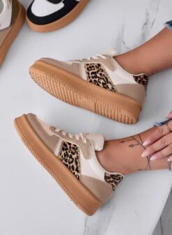 DAMIANA - Sneakers Fango Con Inserti Maculati E Suola In Gomma -Negozio al dettaglio Alexoo 14 199883d0 b9f4 48e0 9ab1 cb8a3abbb0e9