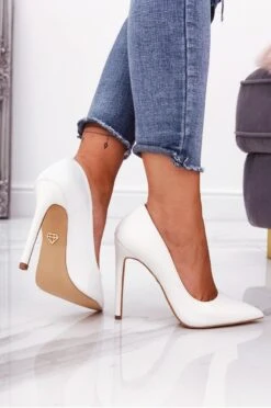 Decolletè Bianche In Finta Pelle Con Tacco Alto