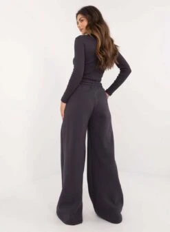 Tuta Felpata Blu Due Pezzi -Negozio al dettaglio Alexoo 18 ed6fd571 8a9b 4e04 b3ce 9c196c57f0f6