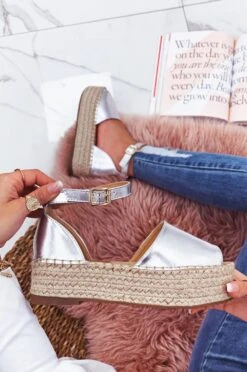 LICIA - Espadrillas Argento Metallizzate Con Zeppa E Cinturino