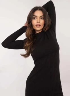 Abito Nero Lungo A Costine Con Spacco Laterale -Negozio al dettaglio Alexoo 1 412a8531 8faf 4ffe a4c9 b3f69e25c5d3