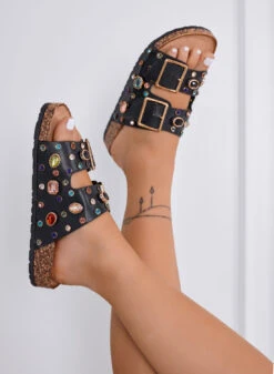 HELENA - Sandali Neri Ciabatte Con Pietre Colorate E Fibbie Dorate Maxi -Negozio al dettaglio Alexoo 2 11dbe297 7978 4638 8602 8d8be338bb72