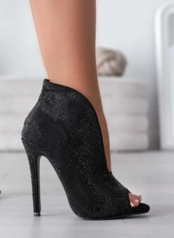 Gwen - Tronchetti Gioiello Alexoo Neri Spuntati Con Tacco Alto -Negozio al dettaglio Alexoo 2 25c0cc27 7de4 4cc8 b50d 3d4d2e46eba4