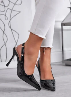 ADRIA - Décolleté Slingback Nere A Punta In Vernice Con Tacco A Spillo -Negozio al dettaglio Alexoo 2 6c084059 3d8c 4f88 967d 9b3e663060b5