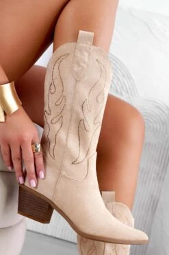 DELICE - Stivaletti Camperos Beige Con Strass -Negozio al dettaglio Alexoo 2 e39e6bea 88c2 473c bad7 41bcf364f012