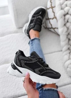 MEGHAN - Sneakers Nere Con Strass -Negozio al dettaglio Alexoo 2 f8edf59a 515a 48e0 b785 298f29bdda20