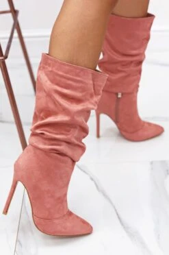 ROLITA - Alexoo Stivali Scamosciati Con Tacco Alto Rosa -Negozio al dettaglio Alexoo 32 84 c157d86b 8c2f 4b38 ae73 e29dcfdc61f3