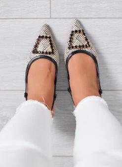 NAIMA - Décolleté Nere Slingback In Tessuto Intrecciato Con Fibbia Gioiello -Negozio al dettaglio Alexoo 3 014c58f2 c7bc 4fd1 9084 53abd93d85bf