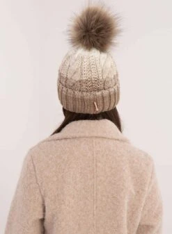 Cappello Fango Con Imbottitura Interna E Pompon -Negozio al dettaglio Alexoo 3 07742392 f109 4187 b4e1 7c40cfdfb656