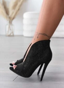 Gwen - Tronchetti Gioiello Alexoo Neri Spuntati Con Tacco Alto -Negozio al dettaglio Alexoo 3 0df42856 c3d4 4339 82d8 9cbdea56606a