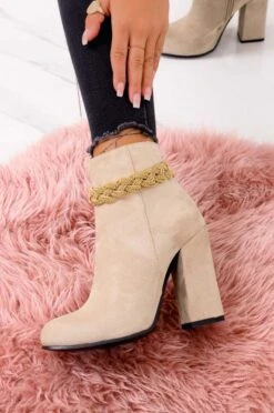 Tronchetti Beige Alexoo Con Gioiello Alla Caviglia 8 Tronchetti Beige Alexoo Con Gioiello Alla Caviglia -Negozio al dettaglio Alexoo 3 2 106