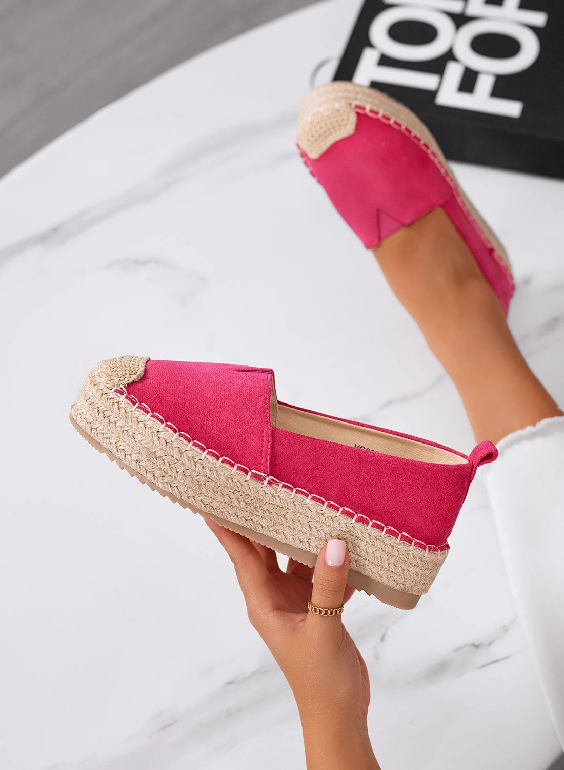 MAGDA - Espadrillas Platform Fuxia Con Punta Crochet E Suola In Corda 3 MAGDA - Espadrillas Platform Fuxia Con Punta Crochet E Suola In Corda - immagine 3