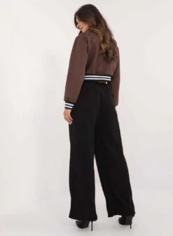 Pantalone Nero In Velluto A Costine -Negozio al dettaglio Alexoo 3 42a80940 5eee 425e b55f 86bc4c38bf54