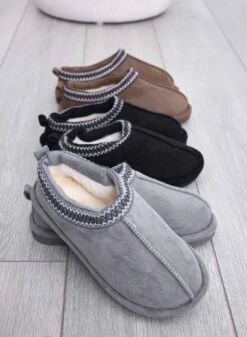 SEAL - Pantofole Grigie Semichiuse Imbottite -Negozio al dettaglio Alexoo 3 5313d670 c817 4b55 8229 efbd1582ca6c