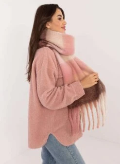 Sciarpa Oversize Con Tonalità Rosa Cipria -Negozio al dettaglio Alexoo 3 539253df c08c 4501 b1b6 226381ec6a20