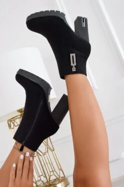 Tronchetti Neri Con Tacco Comodo E Strass -Negozio al dettaglio Alexoo 3 61e9d552 c987 4523 9f01 1b3b9507e121