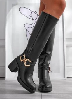 Stivali Neri Con Applicazioni Oro -Negozio al dettaglio Alexoo 3 624360f3 06ec 4a9d bb89 64c5b0f52c14