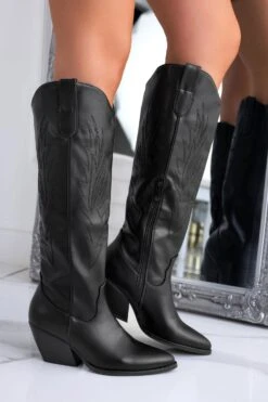 KERI - Stivali Camperos Neri In Finta Pelle -Negozio al dettaglio Alexoo 3 64f2dae5 f62a 497f 9f7b af966c3a9116