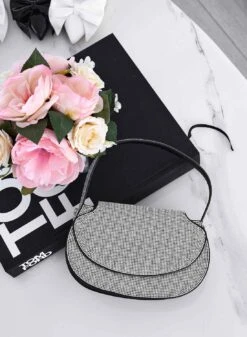 Borsa Nera Con Strass E Catena B233 -Negozio al dettaglio Alexoo 3 88999cb2 4611 485e 85f1 8b60ddc751fc