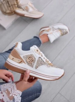 ALISHA - Sneakers Bianche Con Inserti Glitter Oro -Negozio al dettaglio Alexoo 3 8ddb1d69 6c22 4c1c bceb f3c231bd1681