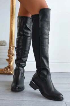 Stivali Neri Alla Coscia In Tessuto Elastico Sul Retro -Negozio al dettaglio Alexoo 3 aab36c05 1409 4496 b958 c12a1d9e53eb