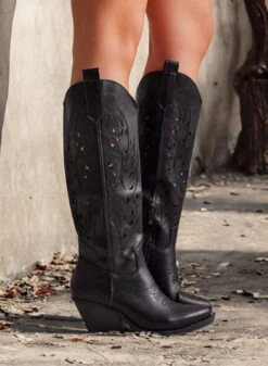 RAQUEL - Stivali Camperos Neri Traforati