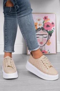 DALILA - Sneakers Platform Alexoo Con Suola Alta Trapuntate Beige -Negozio al dettaglio Alexoo 3 e8af2031 59c6 4c16 b3c5 c9077e39a3d5