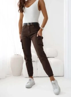 Pantalone Marrone Cargo Con Tasche Laterali -Negozio al dettaglio Alexoo 3 eab2383e 2eda 489d 97a7 76749b86d21b