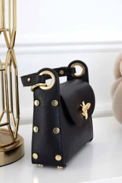 Borsetta Nera A Mano Con Borchie Oro E Tracolla Removibile -Negozio al dettaglio Alexoo 4 3c048826 a3bb 49b5 9d0a 5e5d33e59c42