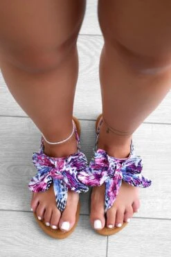 LYON - Sandali Infradito Bassi Multicolor Con Fiocco 8 LYON - Sandali Infradito Bassi Multicolor Con Fiocco -Negozio al dettaglio Alexoo 4 3fb8f44a 0599 4620 b50e 2ee2838ef2df