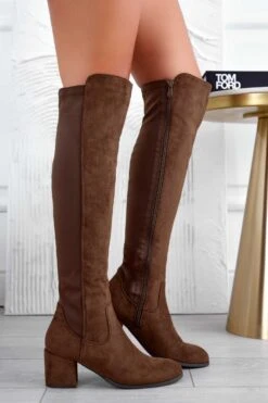 VENIA - Stivali Marroni Alla Coscia In Tessuto Elastico -Negozio al dettaglio Alexoo 4 50629b9b 3deb 4db6 8e3f aa246e2e345d