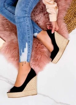 CLEO - Espadrillas Nere Scamosciate Con Zeppa -Negozio al dettaglio Alexoo 4 63034978 4f91 4498 a46c b0f9eaf5d823