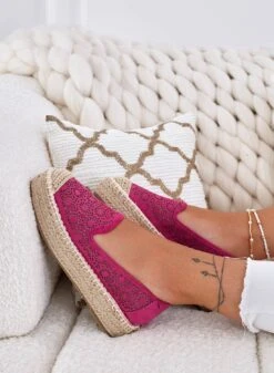 Espadrillas Fuxia Ricamate Con Zeppa -Negozio al dettaglio Alexoo 4 c9584b60 8402 4e08 ac53 3da8dc6c68ea