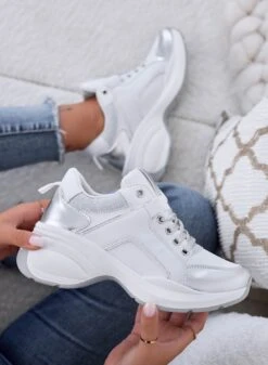 PATTY - Sneakers Bianche Con Inserti Glitter Argento 7 PATTY - Sneakers Bianche Con Inserti Glitter Argento -Negozio al dettaglio Alexoo 4 ead80726 f8d1 469c ba45 42e0be4efb20