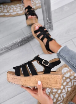 MATILDE - Sandali Neri Con Zeppa Platform Effetto Sughero -Negozio al dettaglio Alexoo 4 f8bac851 0552 4b78 a821 7ab12a4cd096