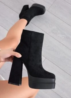 JULY - Tronchetti Neri Scamosciati Con Tacco Alto E Plateau