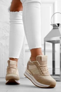 Sneakers Fango Con Inserti Pitonati E Zeppa Interna -Negozio al dettaglio Alexoo 6 229856da 9315 4b0b aa5b 698a5e77ae47