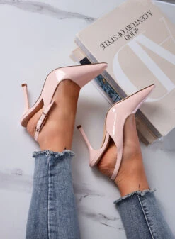 ADRIA - Décolleté Slingback Nude A Punta In Vernice Con Tacco A Spillo -Negozio al dettaglio Alexoo 6 44e5feb0 37cb 4b64 a6ae 96eb2736756f