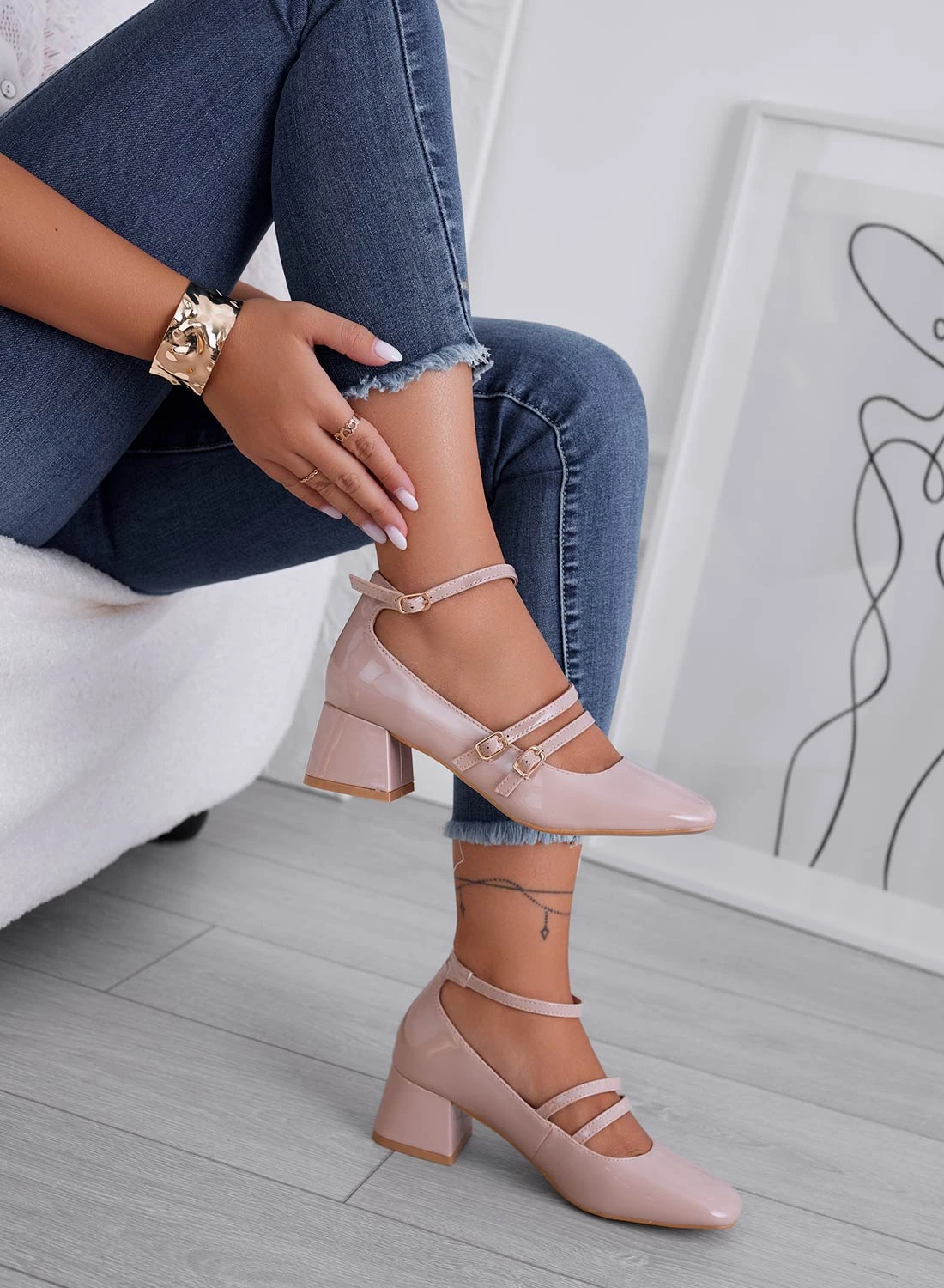 BETH - Decolletè Mary Jane Nude Stringate In Vernice 3 BETH - Decolletè Mary Jane Nude Stringate In Vernice - immagine 3