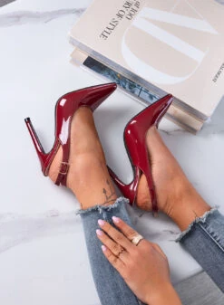 SHADOW - Décolleté Bordeaux In Vernice Con Cinturino Slingback E Tacco 12 Cm -Negozio al dettaglio Alexoo 6 7eab7473 5dc1 41a2 a9dc 263f6827fe42