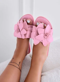 MELODY - Sandali A Ciabatta Rosa Con Fiore Applicato -Negozio al dettaglio Alexoo 6 84a70d75 d0a8 40e1 9bba 750f20935b60