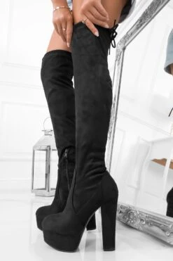 CLORIS - Stivali Neri Scamosciati Alla Coscia -Negozio al dettaglio Alexoo 6 8df2384c df0b 44ea 89a0 d1f37f303f55