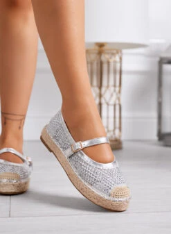 MARIKA - Espadrillas Argento Con Strass E Cinturino Su Suola In Corda -Negozio al dettaglio Alexoo 6 d7ec6db1 d0dd 4ed4 af89 8e56401811f2