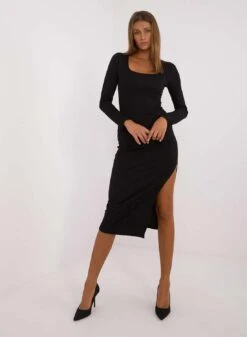 Abito Nero A Costine Con Spacco Laterale -Negozio al dettaglio Alexoo 6 f860ba46 fe77 4c74 b92f bc0a40023fce